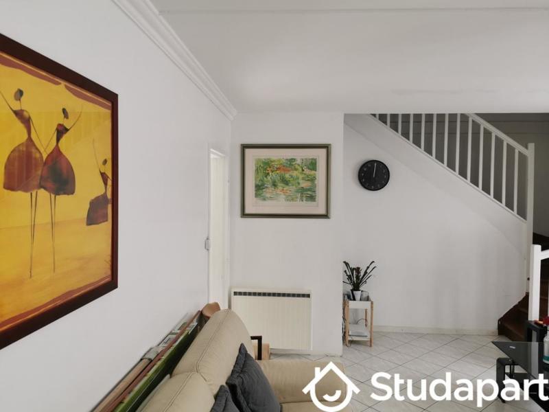 Chambre - 12 m² - 1 pièce