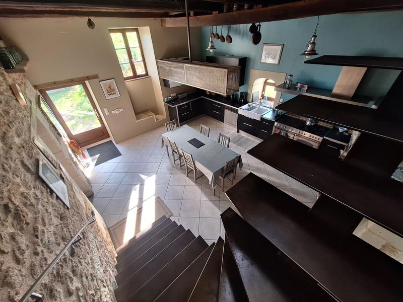 Moulin - 189 m² - 6 pièces