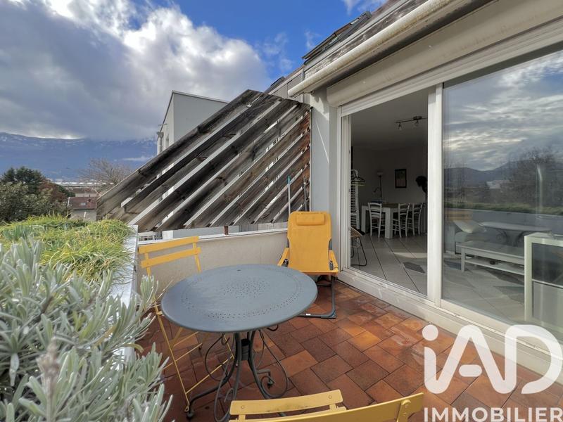 Duplex - 97 m² - 5 pièces