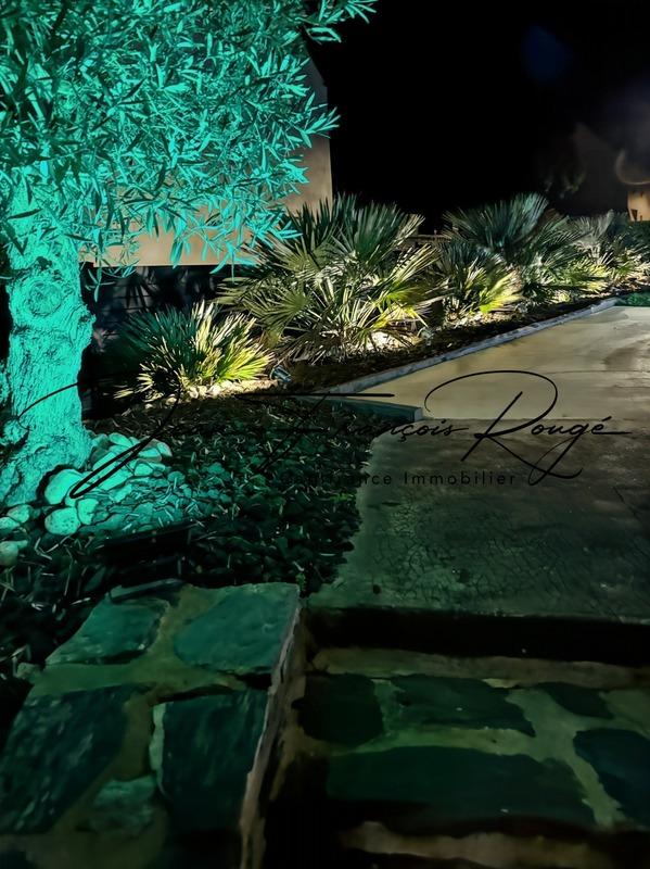 Maison - 141 m² - 6 pièces