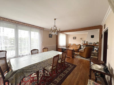 Maison - 145 m² - 5 pièces