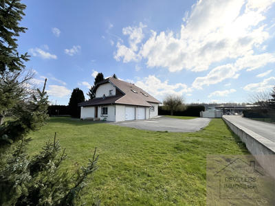 Maison - 197 m² - 4 pièces