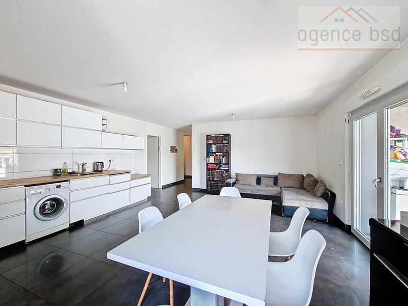 Appartement - 83 m² - 4 pièces