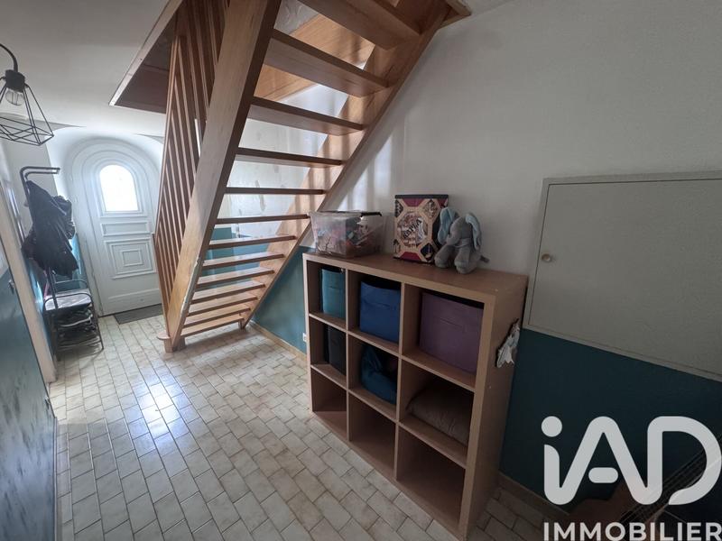 Maison - 180 m² - 8 pièces