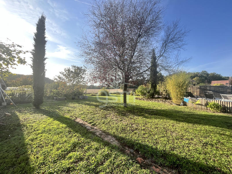 Maison traditionnelle - 157 m² - 6 pièces