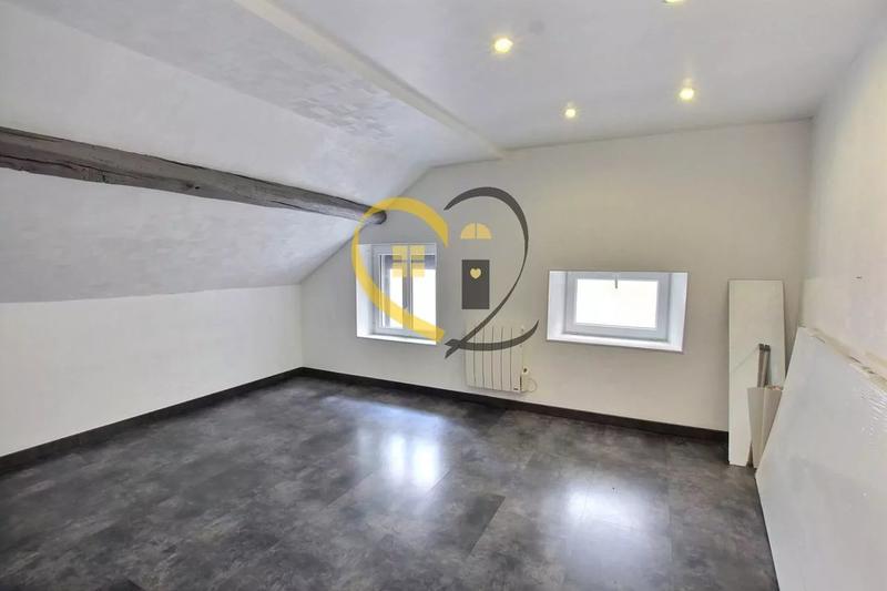 Maison de village - 162 m² - 7 pièces