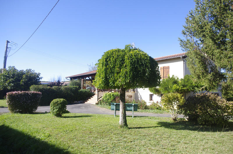 Maison - 188 m² - 8 pièces