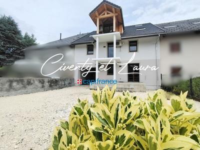 Duplex - 93 m² - 5 pièces