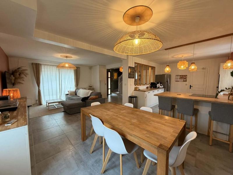 Maison - 120 m² - 5 pièces