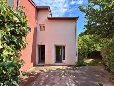 Maison - 108 m² - 6 pièces