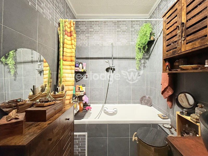 Appartement - 70 m² - 4 pièces