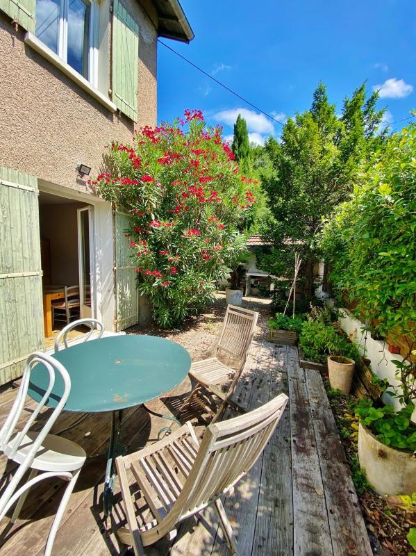 Maison - 210 m² - 7 pièces