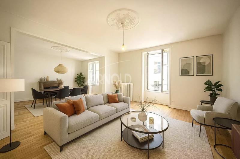 Maison - 193 m² - 7 pièces