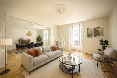 Maison - 193 m² - 7 pièces