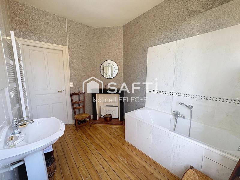 Maison de ville - 150 m² - 9 pièces