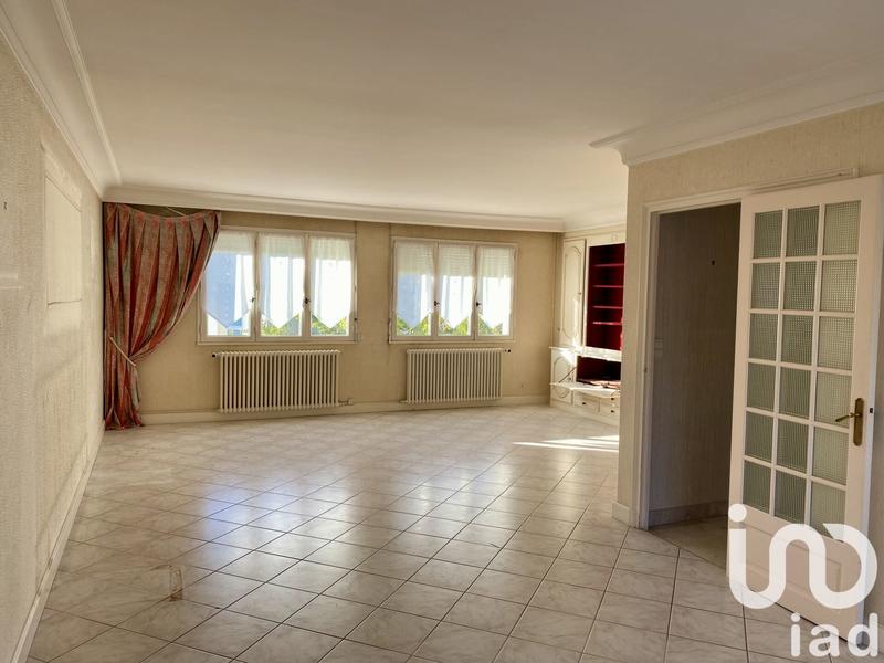 Maison - 198 m² - 7 pièces