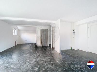 Maison - 94 m² - 5 pièces