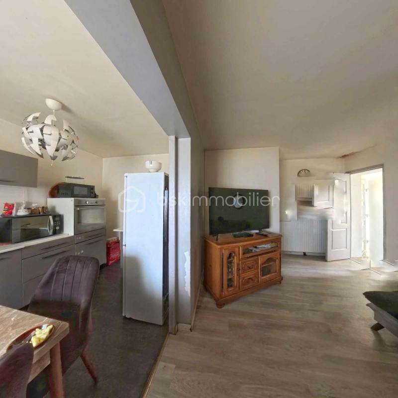 Maison - 90 m² - 6 pièces