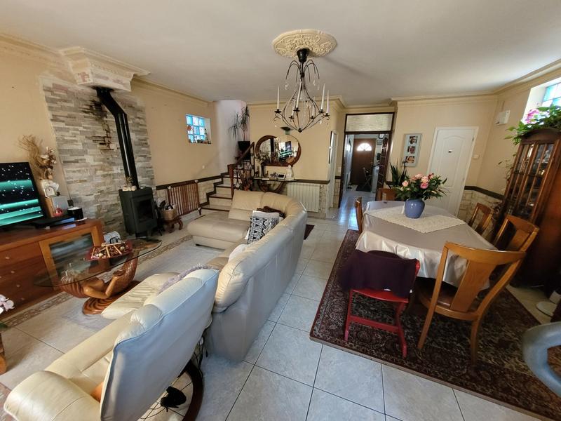 Maison - 112 m² - 6 pièces