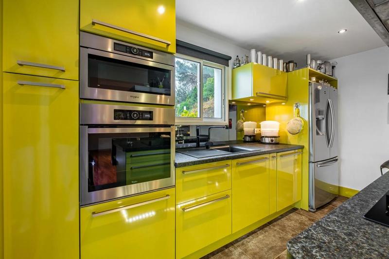 Villa - 169 m² - 6 pièces