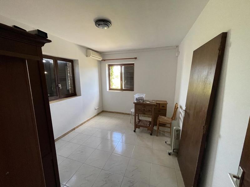 Villa - 283 m² - 6 pièces