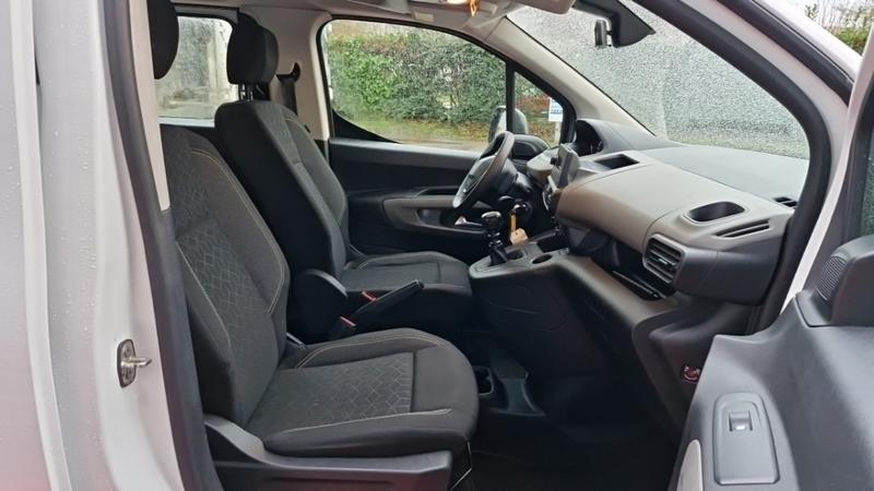 Peugeot Rifter Standard Puretech 110 Ss Bvm6 Active