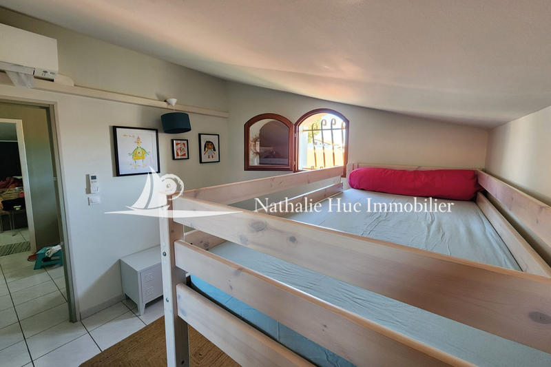 Maison - 170 m² - 9 pièces