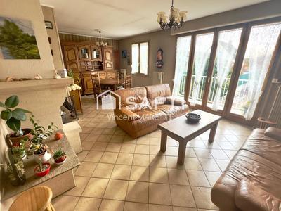 Maison - 190 m² - 8 pièces