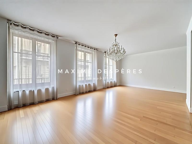 Appartement - 117 m² - 4 pièces