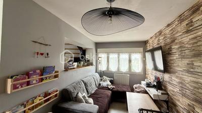 Maison - 91 m² - 4 pièces