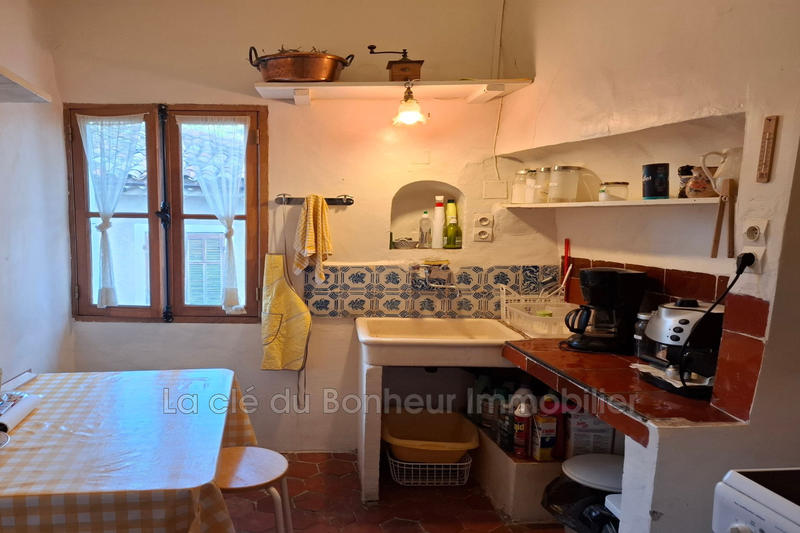 Maison de village - 350 m² - 13 pièces