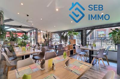 Local commercial - 225 m²