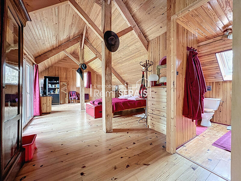 Maison - 190 m² - 5 pièces