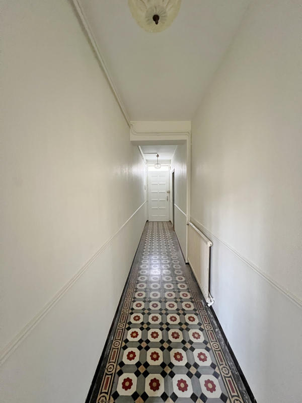 Maison - 182 m² - 7 pièces