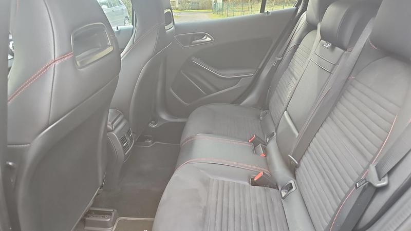 Mercedes Gla 200 156 7g-Dct Fascination Pack Amg - Automatique Toit ouvrant