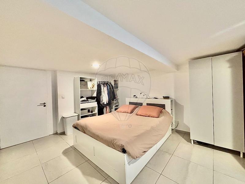 Maison - 262 m² - 6 pièces