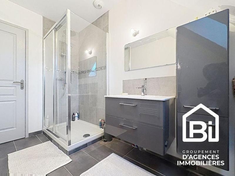 Maison - 145 m² - 6 pièces