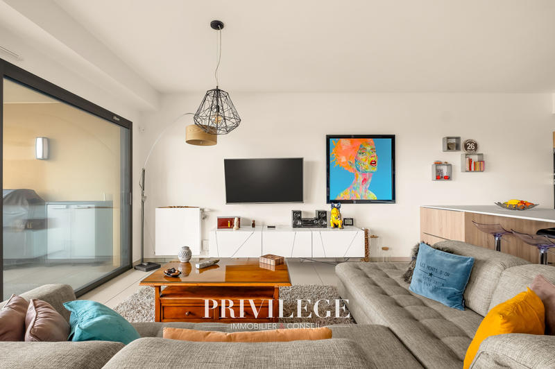 Appartement - 95 m² - 4 pièces