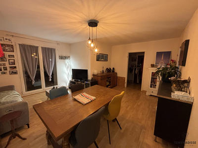 Appartement - 65 m² - 3 pièces