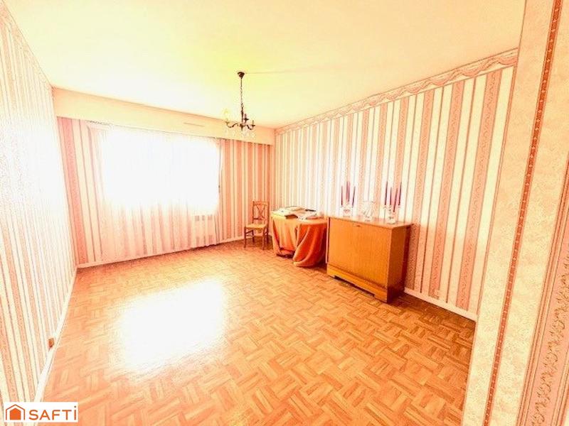 Appartement - 77 m² - 5 pièces