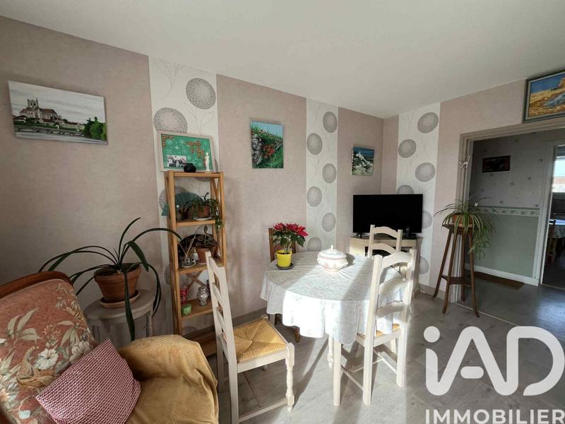 Appartement - 77 m² - 3 pièces