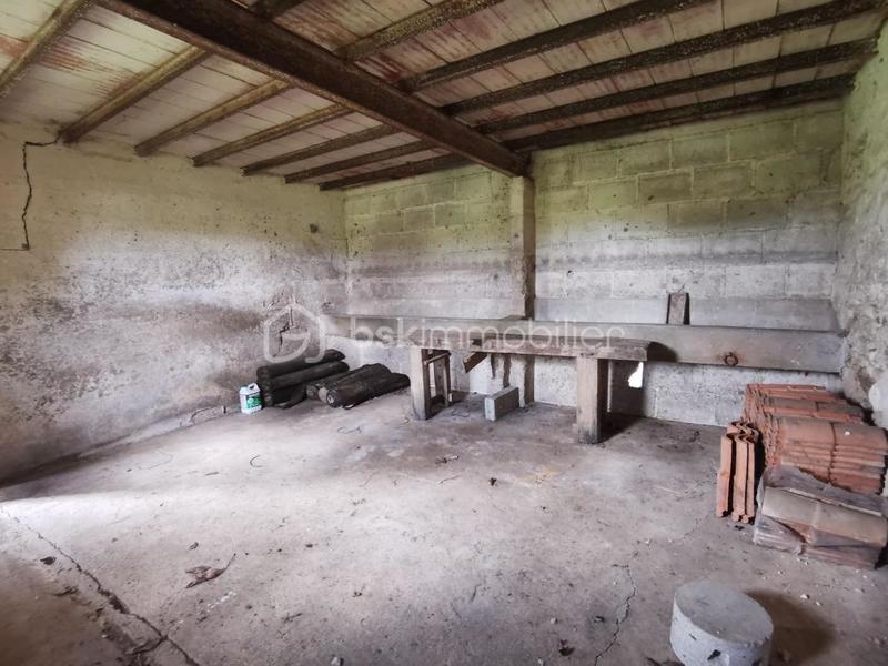 Terrain constructible - 1 086 m²