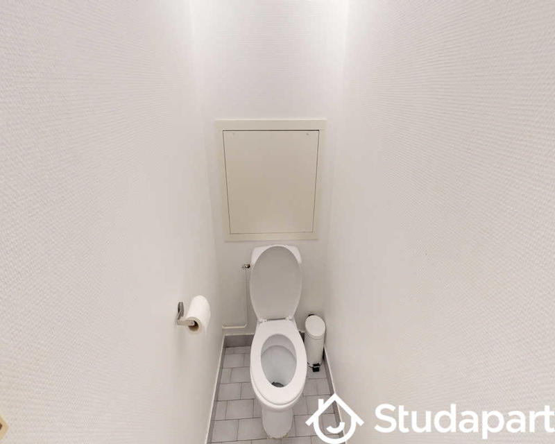 Chambre - 70 m² - 1 pièce