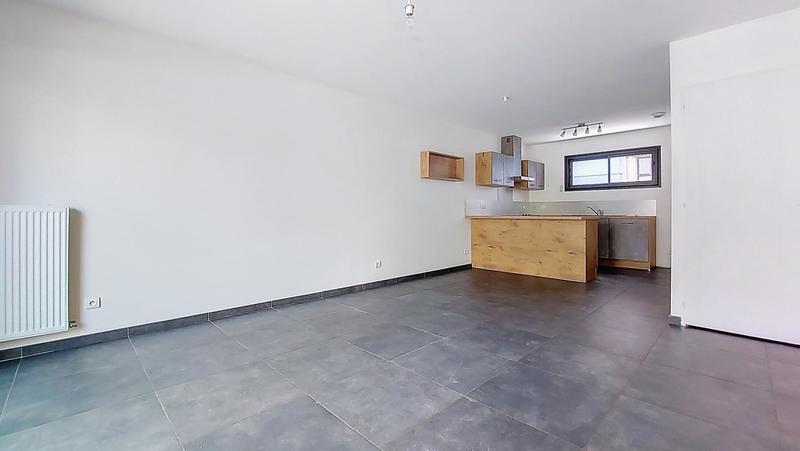 Appartement - 80 m² - 4 pièces