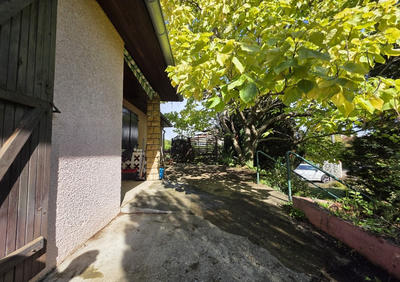 Maison - 104 m² - 4 pièces