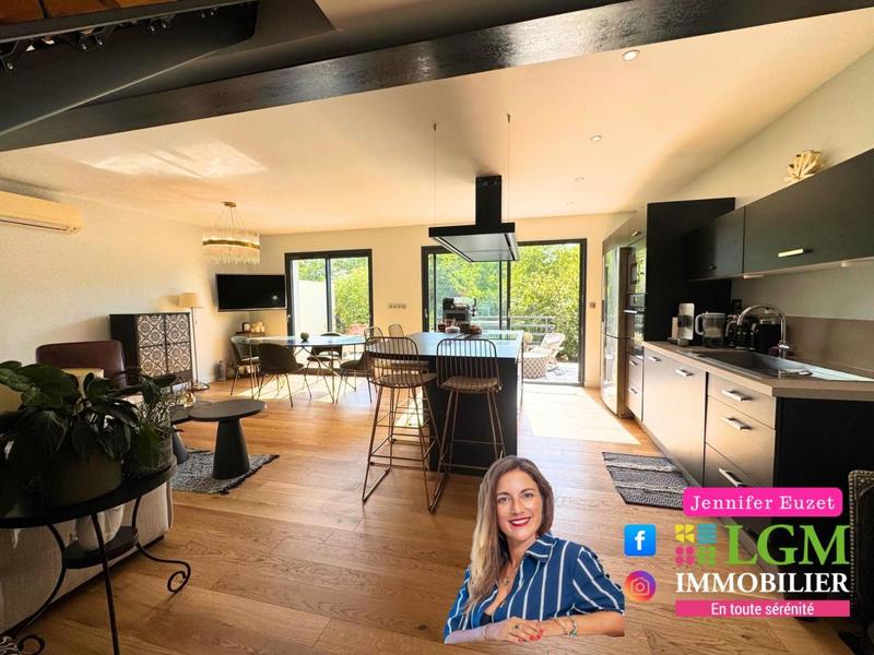 Villa - 90 m² - 4 pièces