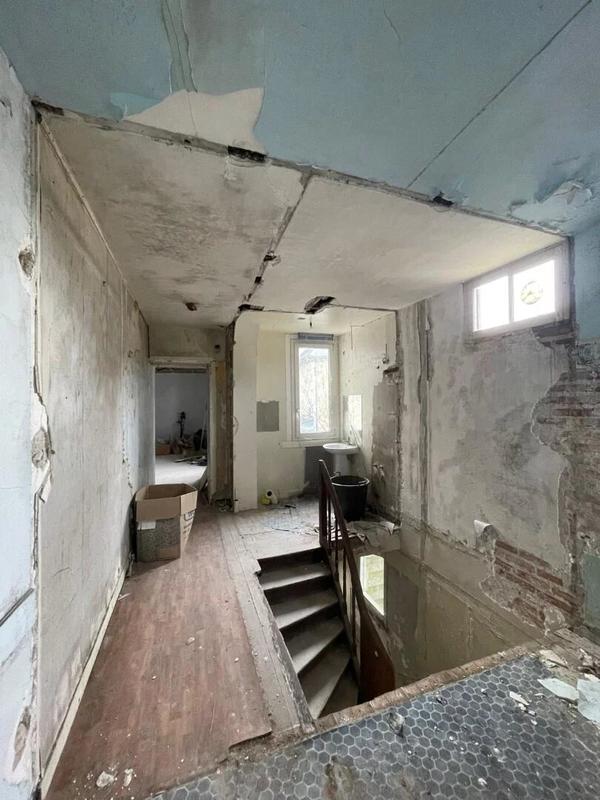 Maison de ville - 150 m² - 11 pièces