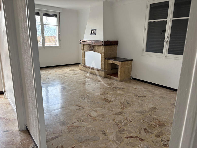 Maison - 95 m² - 5 pièces