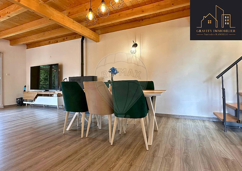 Maison - 110 m² - 4 pièces