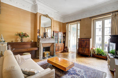 Appartement - 104 m² - 4 pièces